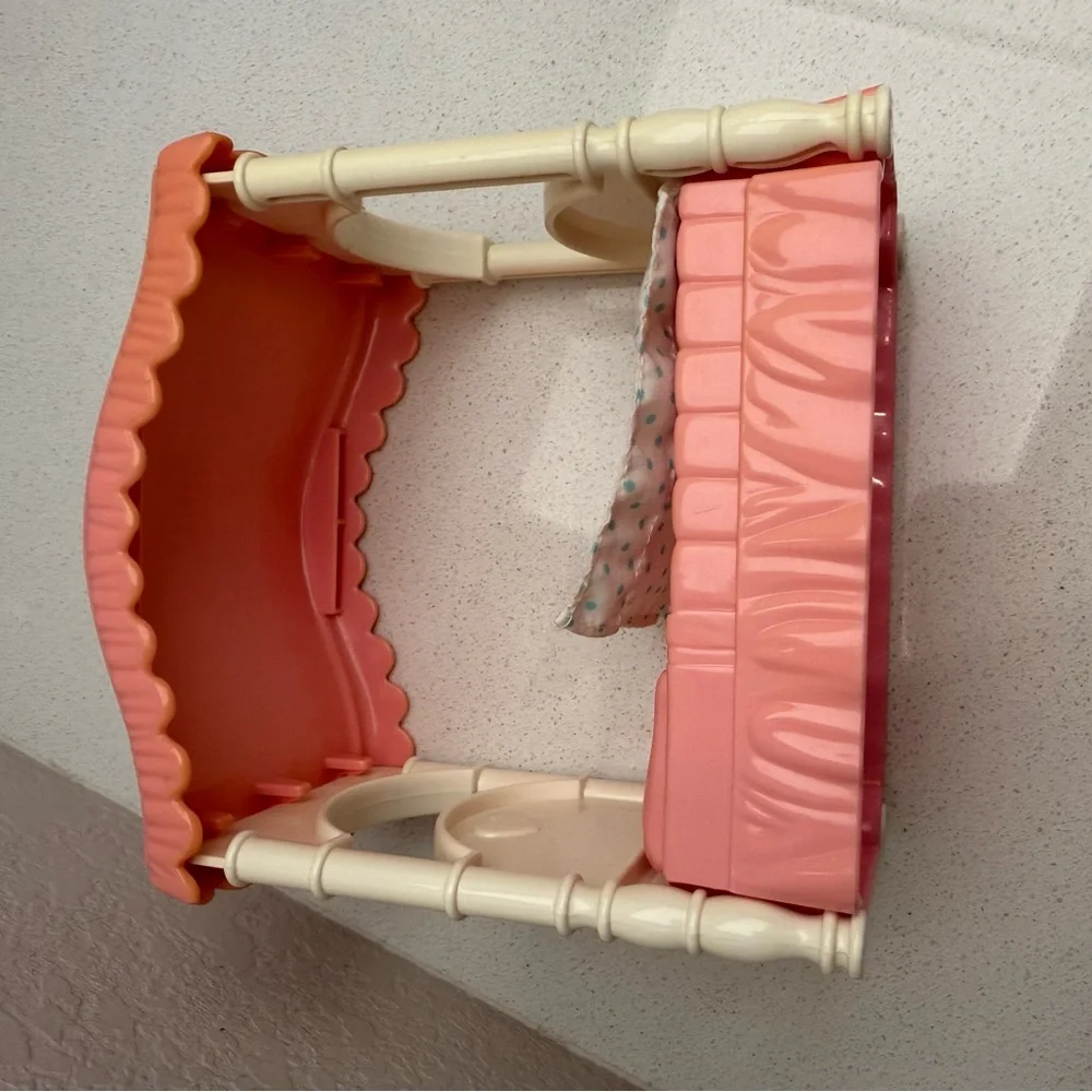 Vintage Playskool Dollhouse Pink Canopy Bed 90s